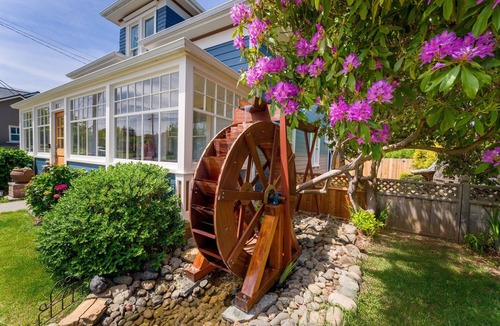 Eureka House | Water Wheel Victorian- 4BR