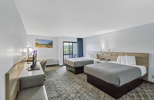 Chesterton Hotel | Waterbird Lakeside Inn