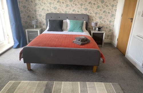 Merstham House | Watercolour House | Redhill