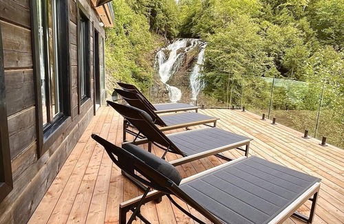 Grenville-sur-la-Rouge Other | 𝗪𝗔𝗧𝗘𝗥𝗙𝗔𝗟𝗟𝗦 | CASTLE