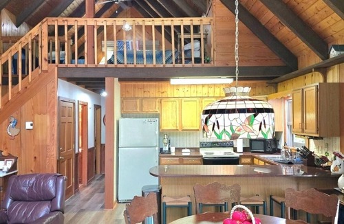 Cattail Creek Cabin | Waterfall Cabin Hikers Dream