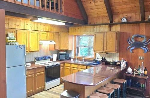 Cattail Creek Cabin | Waterfall Cabin Hikers Dream