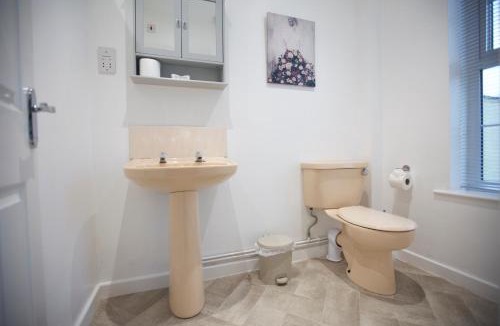 Lewannick House | Waterfall Cottage