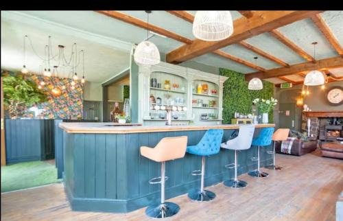 Coelbren Apartment | Waterfall Country Escape-Private Group Retreat