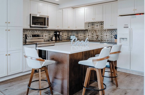 Hockinson Apartment | Waterfall retreat: Peace, Spacious, Tranquility