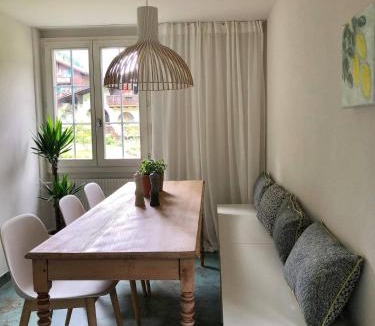Lauterbrunnen Apartment | Waterfall Views-Stylish Design-Big Comfy Bed