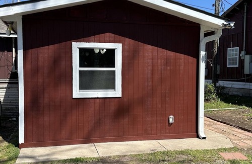 Grove Apartment | Waterfront 2 Bedroom/Duplex H/Remodeled 2024