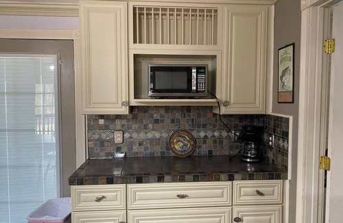 Anacoco House | Waterfront 2 bedroom home- South Toledo Bend