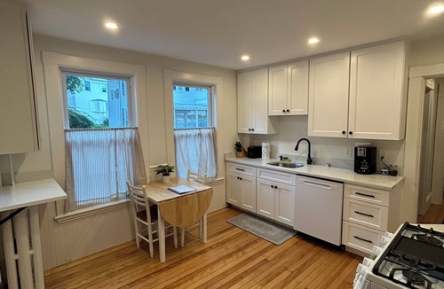 Salem Apartment | Waterfront 2 Bedroom Unit