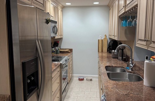 Eastport Condo | Waterfront 2-bedroom condo in Eastport, Annapolis with private parking