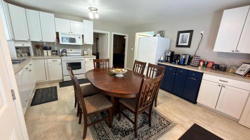 Manitoulin District House | Waterfront 2-BR Cottage Retreat in Manitoulin Island