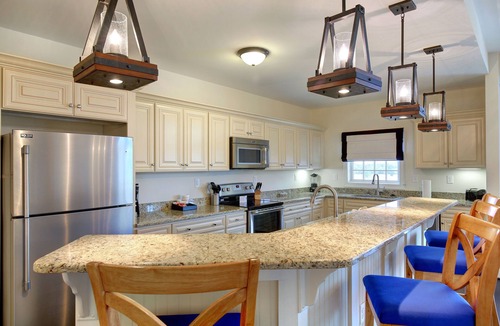 Roper Condo | Waterfront 2BR Condo w/Pool Access