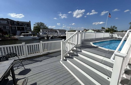 Osbornsville House | Waterfront 2BR Home in Brick w/Swimming Pool