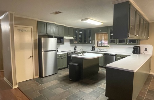 Zwolle House | Waterfront 3 bedroom home right outside North Toledo Bend State Park.