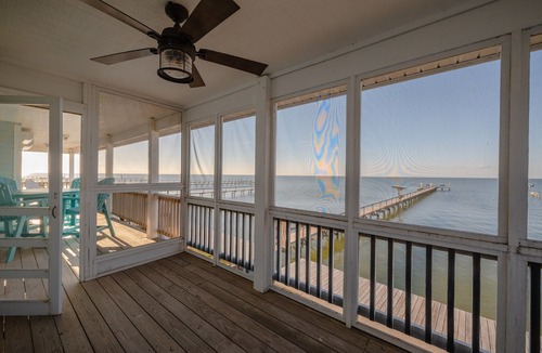Rockport House | Waterfront 3BR/3BA on Copano Bay w/Private Fishing Pier