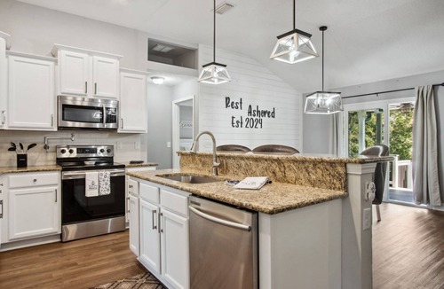 Middleburg House | Waterfront 3BR Home w/Private Boat Ramp & Firepit