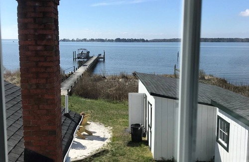 Morattico House | Waterfront 4 bedroom historic home on Rappahannock River with Dock