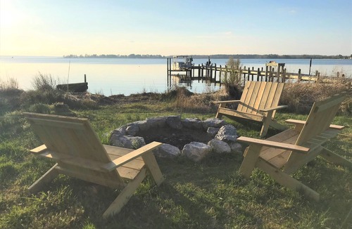 Morattico House | Waterfront 4 bedroom historic home on Rappahannock River with Dock
