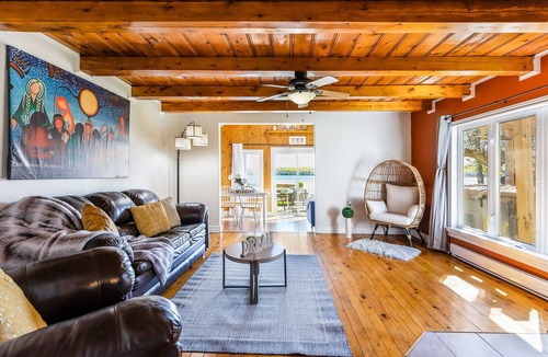 Manitowaning Cottage | Waterfront 4 season cottage.
