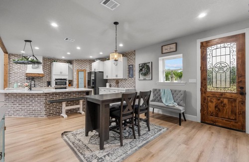 Alvin House | Waterfront 5 Acre Barndominium