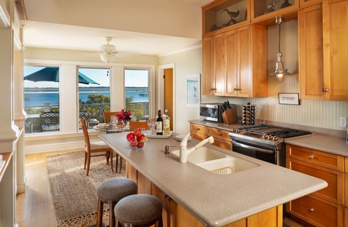 Chincoteague House | Waterfront 5 star: North End of Island. Private property borders Pony pasture!