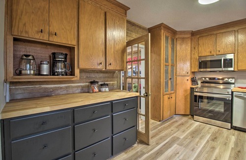 Valona Cabin | Waterfront, 7 acres; Stunning Home on Coastal Tidal Marsh w/Private Dock