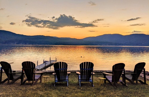 Willsboro House | Waterfront Adirondack Camp on Willsboro Bay - Dock, Kayaks, Fireplace