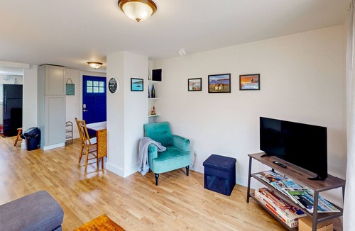 Lubec House | Waterfront adobe with a firepit, grill, board games, and W/D - dog-friendly