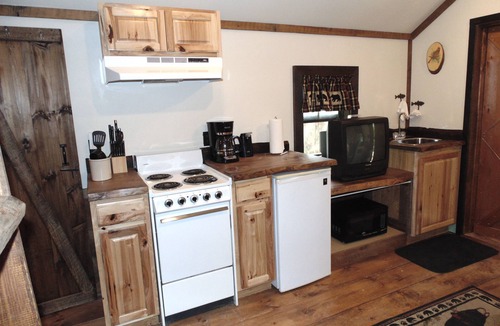 Warrensburg Cabin | WATERFRONT and AFFORDABLE