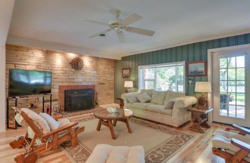 Annapolis House | Waterfront Annapolis Cottage Fire Pit and Pier