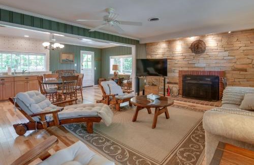 Annapolis House | Waterfront Annapolis Cottage Fire Pit and Pier