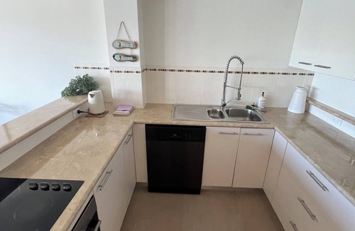 Mermaid Waters House | Waterfront at Mermaid