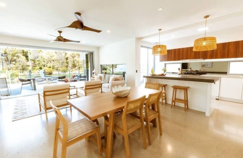 Maroochydore House | Waterfront at Serenity