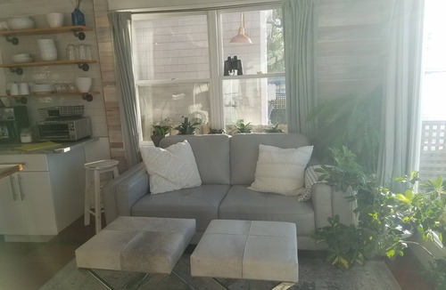 Barrington House | Waterfront Barrington