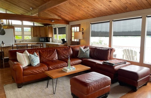 Indianola House | Waterfront Beach Cottage Retreat