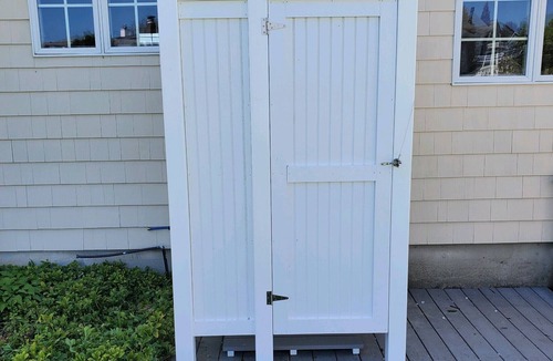 Bonnet Shores House | WATERFRONT Beach House, Private Beach Access!!