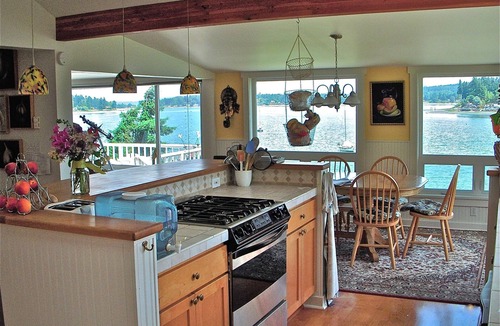 Vashon Island House | Waterfront Beachhouse: Best Harbor Location and View