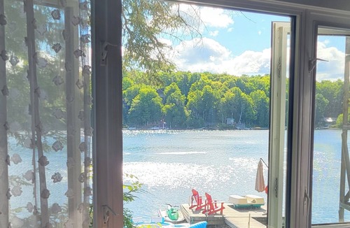 Dongola Cottage | Waterfront beautiful cottage (4 bedrooms)on Shadow lake