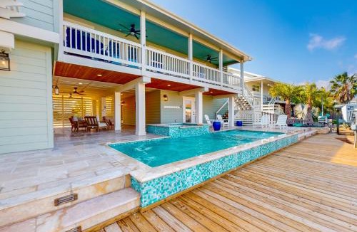 Key Allegro House | Waterfront Beauty