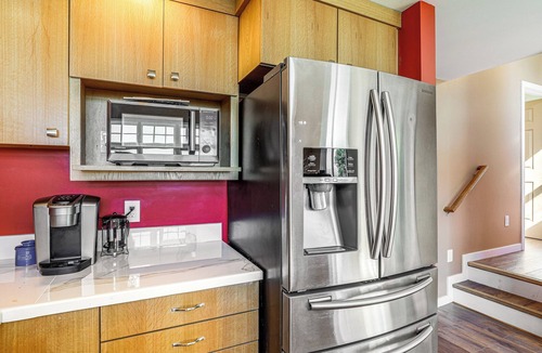 Marietta-Alderwood House | Waterfront Bellingham Bliss: Steps to Beach!