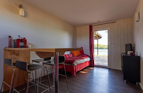 Baurech House | Waterfront ★ Big house ★ Baurechinsolite