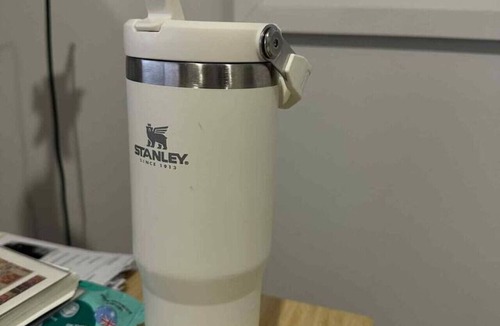 Wentworth Point Apartment | Waterfront Bliss | Brand New & Modern Resort-Style