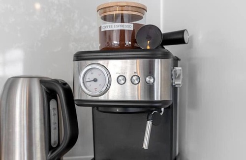 Buff Point House | Waterfront Bliss | Stunning Views + Kayaks