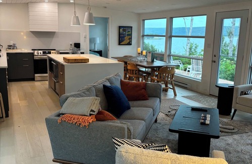Cape Breton Regional Municipality House | Waterfront Bras D'or Lakehouse 3bdrm/2bath 20 minutes to Sydney