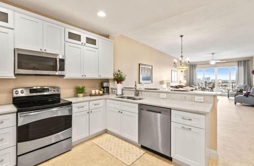 Clearwater Beach House | Waterfront Breeze Condo