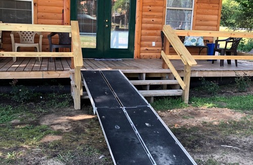 Onalaska Cabin | Waterfront Cabin #1, Onalaska, Lake Livingston, Texas