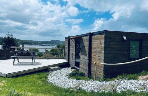 Lochinver Cabin | Waterfront cabin