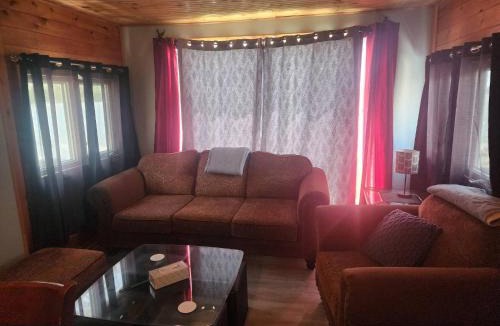 Algoma District House | Waterfront Cabin on Lake Superior sleeps 7 plus ppl
