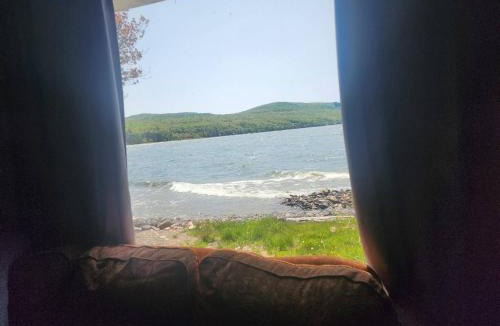 Algoma District House | Waterfront Cabin on Lake Superior sleeps 7 plus ppl