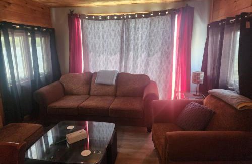 Algoma District House | Waterfront Cabin on Lake Superior sleeps 7 plus ppl